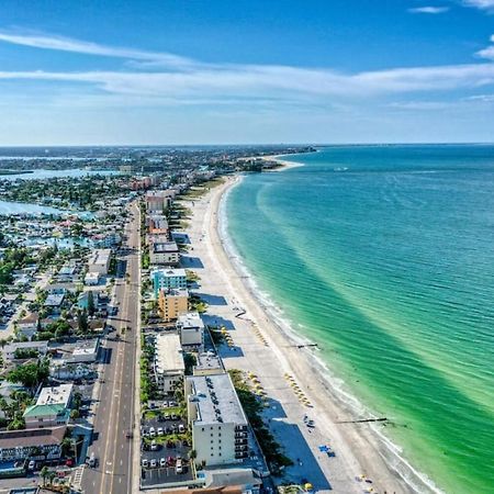 Sunset Beach Suites At Madeira Beach! Pet Friendly With Summer Breezes! - Suite 6 St. Pete Beach Exterior photo