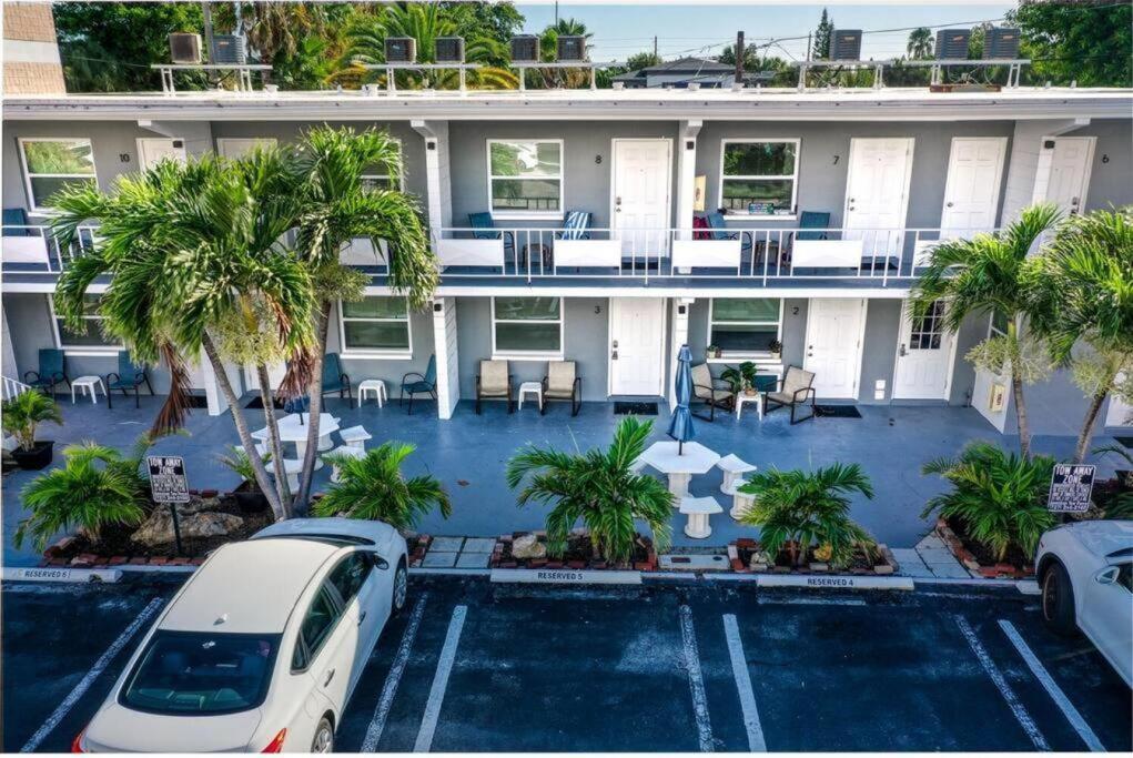Sunset Beach Suites At Madeira Beach! Pet Friendly With Summer Breezes! - Suite 6 St. Pete Beach Exterior photo